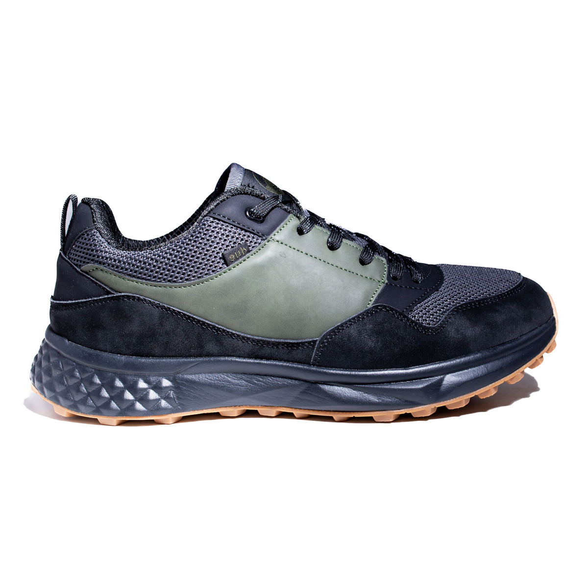Zapatilla Due Shoes Dolomiti II en tonos negro y verde oliva con suela de goma flexible y diseño ergonómico.
